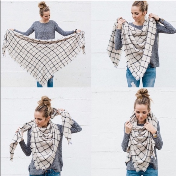 Plaid Triangle Scarf - Picture 5 of 5